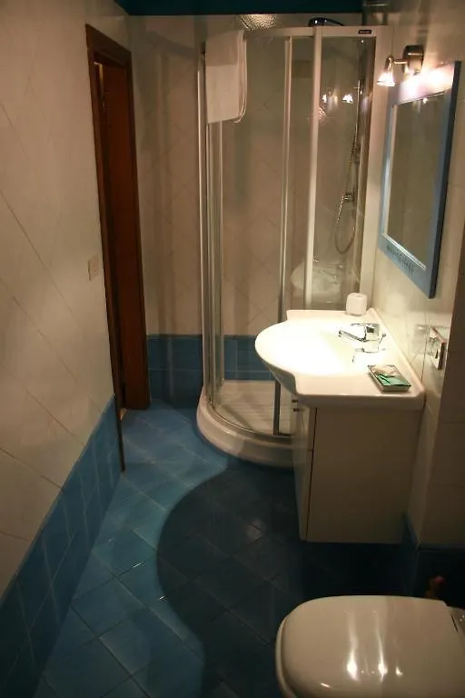 Couette-café Bed And Breakfast I Due Leoni Florence Italie